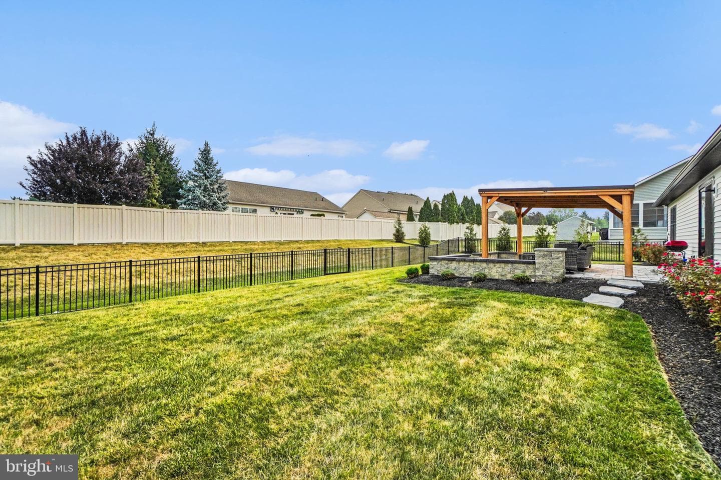 227 Daisy Drive photo 37