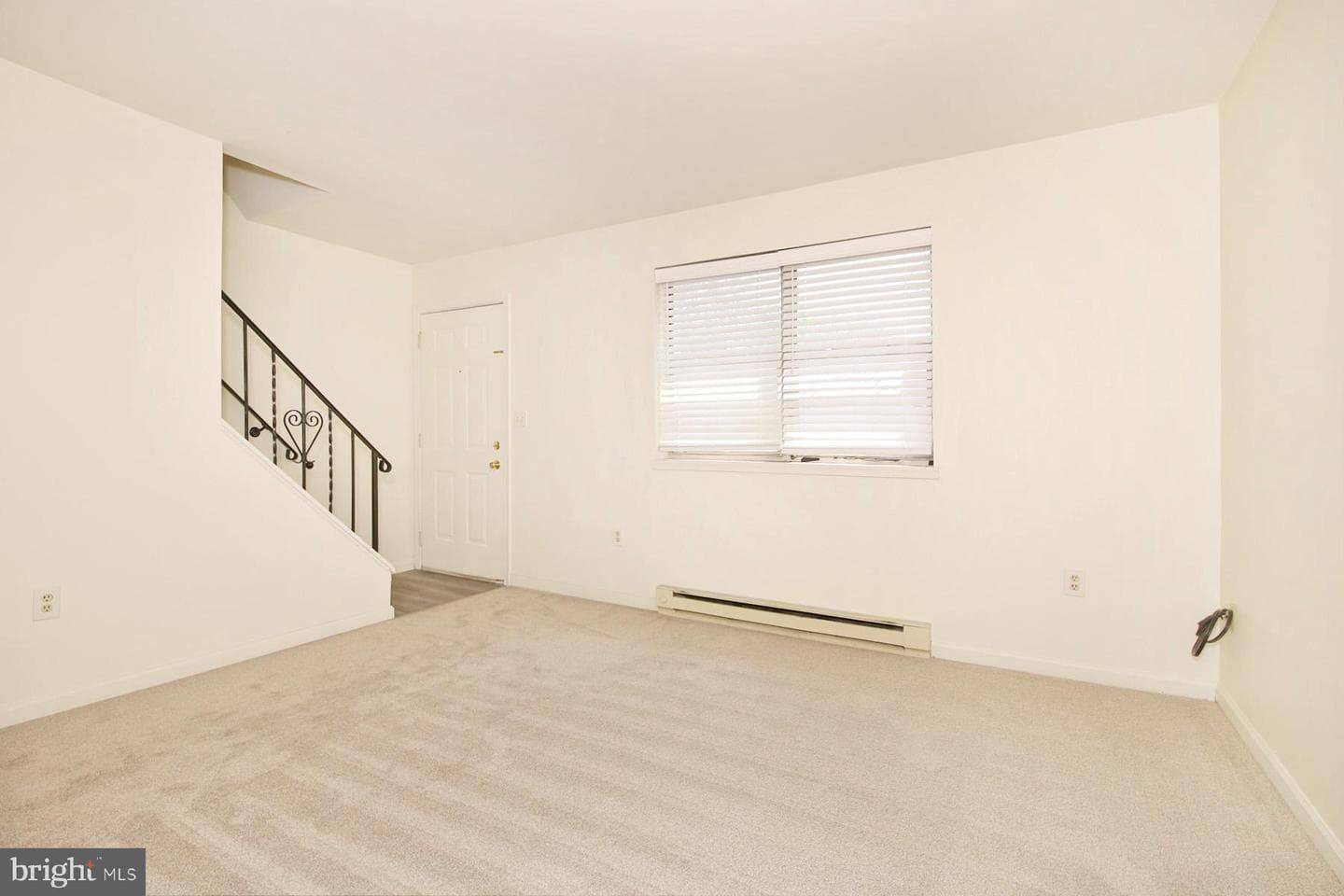 35 Walnut Mill Lane photo 11
