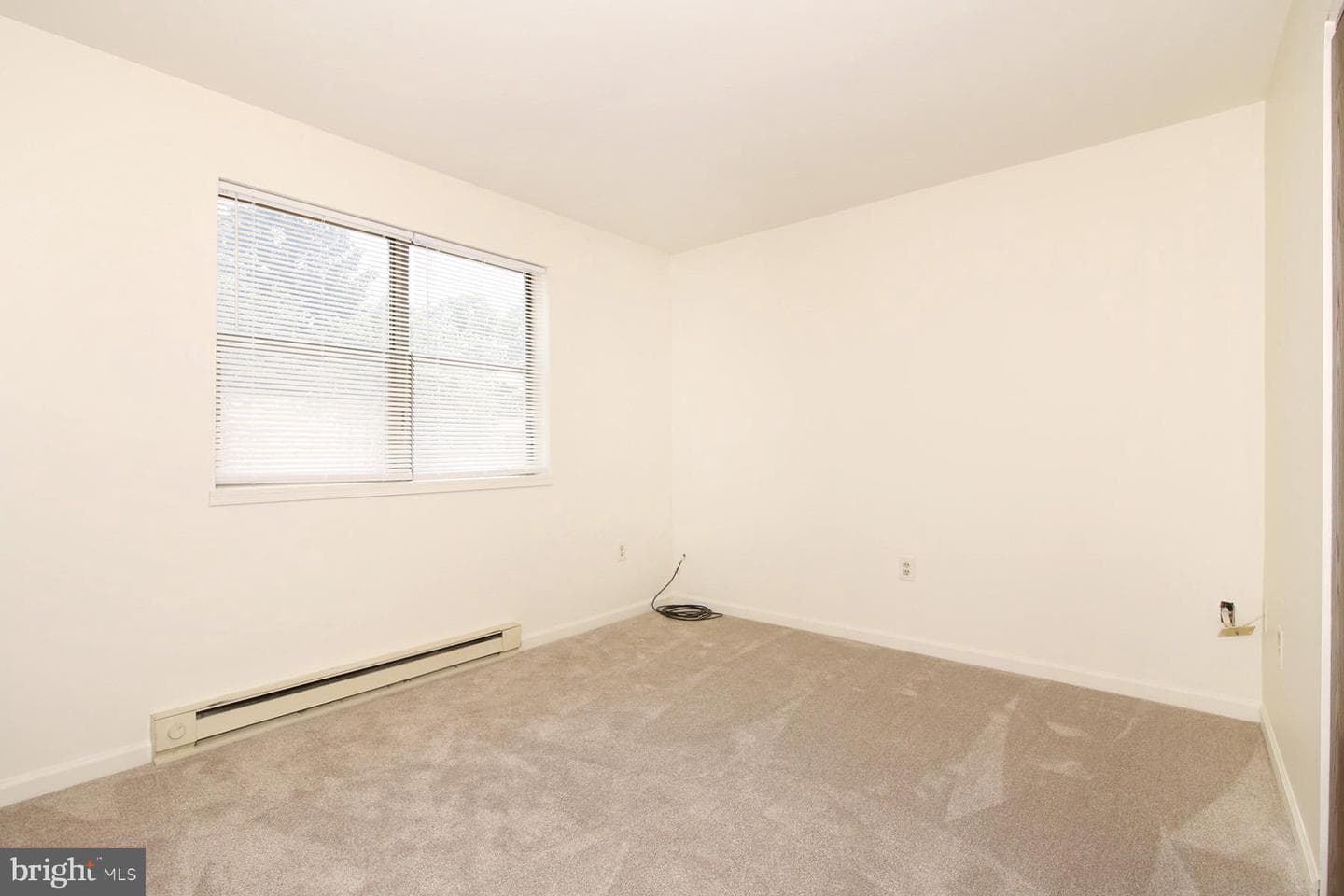 35 Walnut Mill Lane photo 13