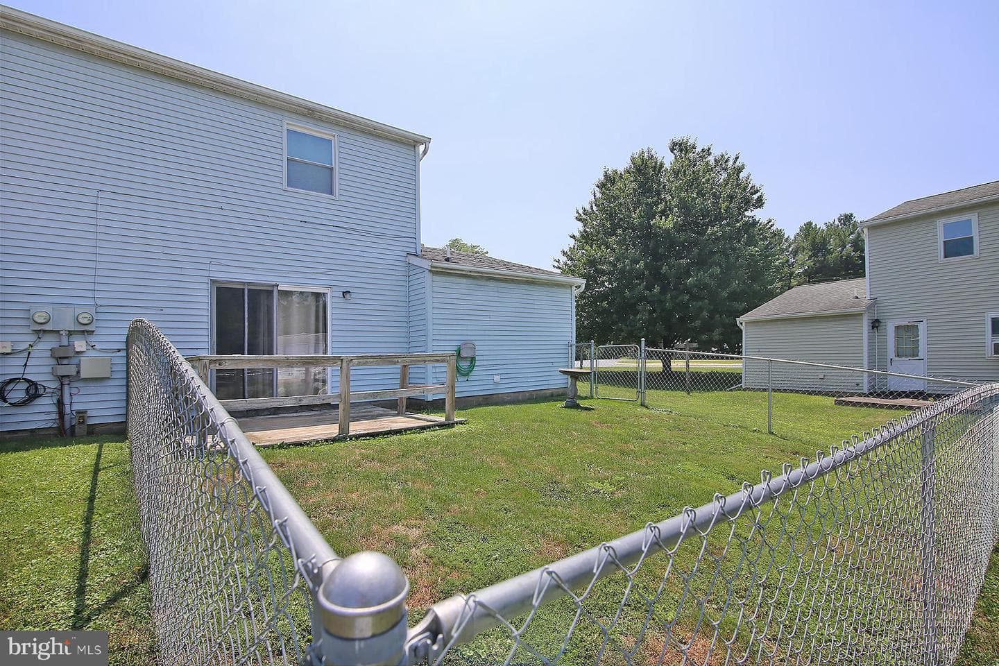 35 Walnut Mill Lane photo 7