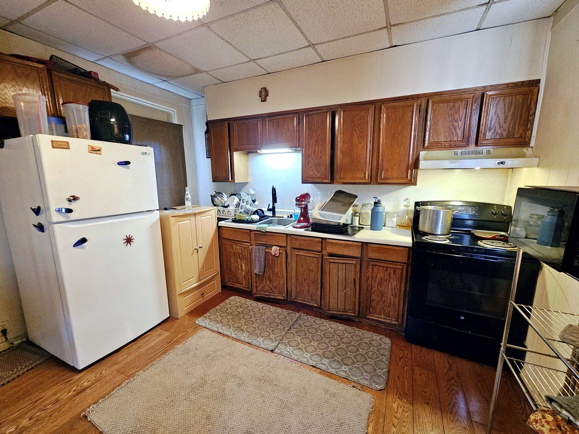 825 Walnut Street photo 5