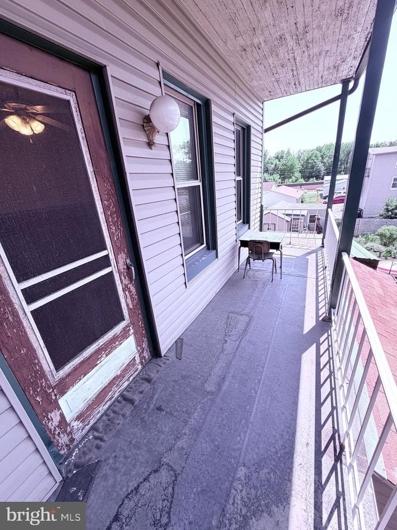 626 E Lehman Street photo 18