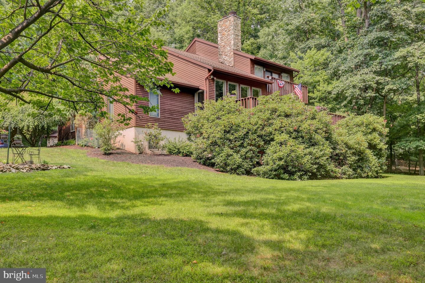 814 Holly Lane photo 1
