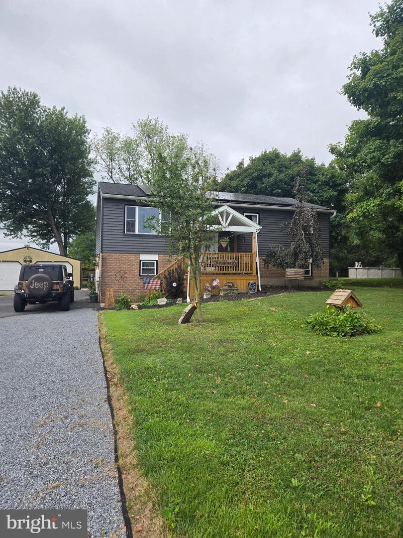 128 Deer Dr photo 1