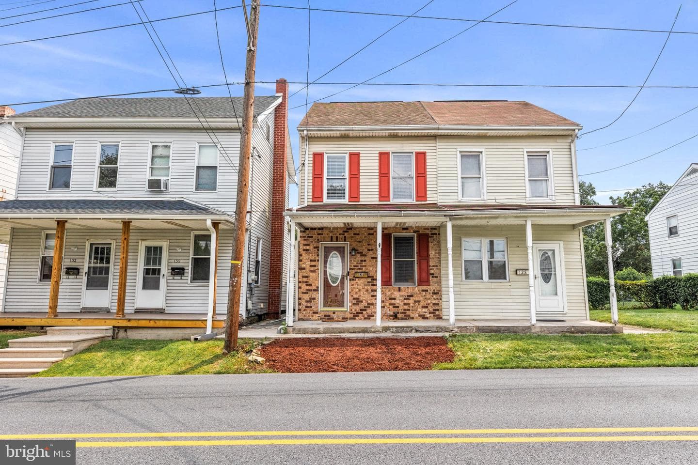 130 E Maple Street photo 1