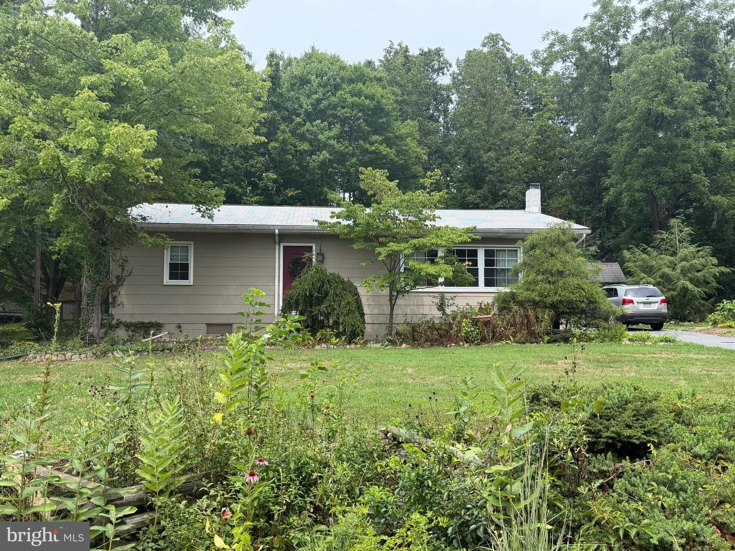 117 Lakeside Drive photo 1