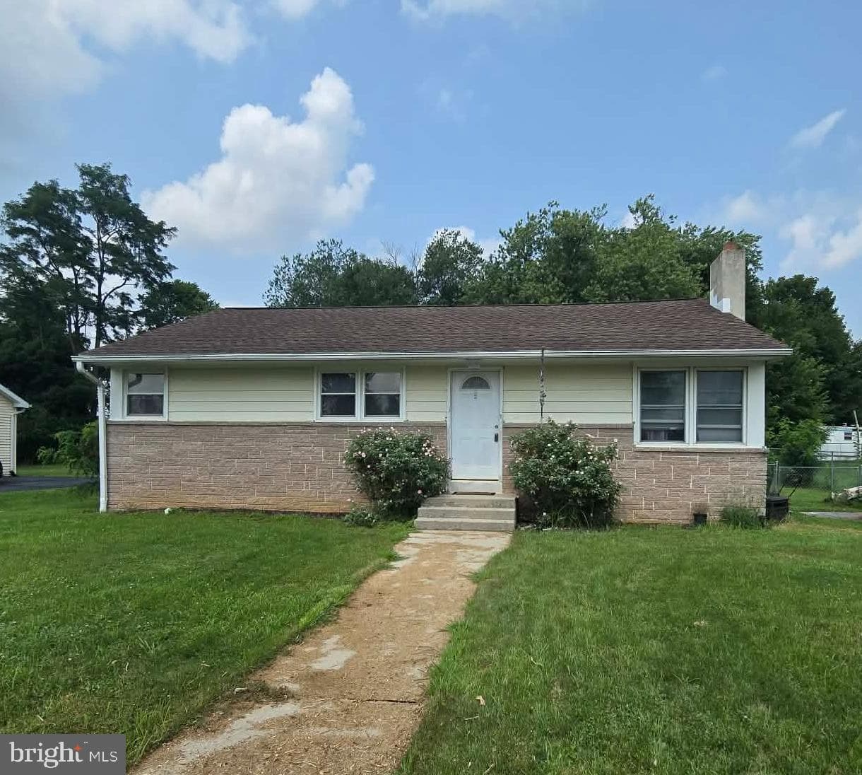 115 Lynmar Avenue photo 1