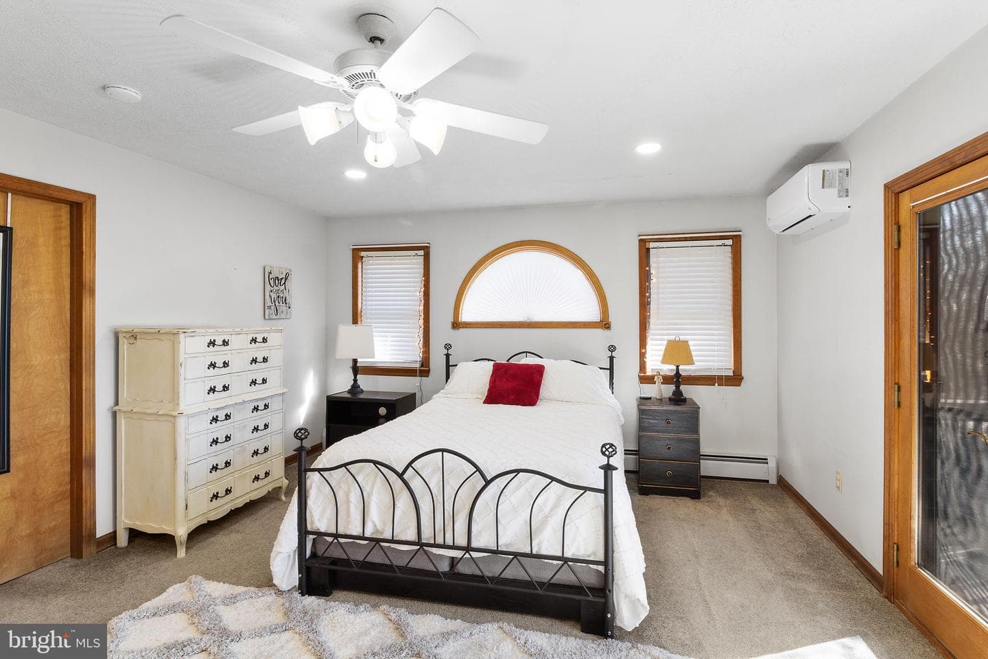 56 Bentwood Road photo 23