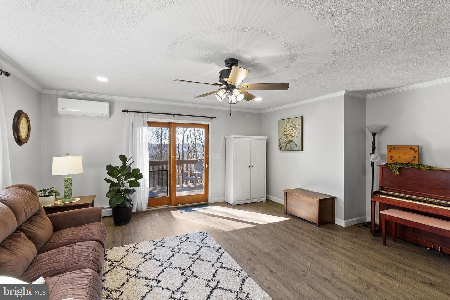 56 Bentwood Road photo 40