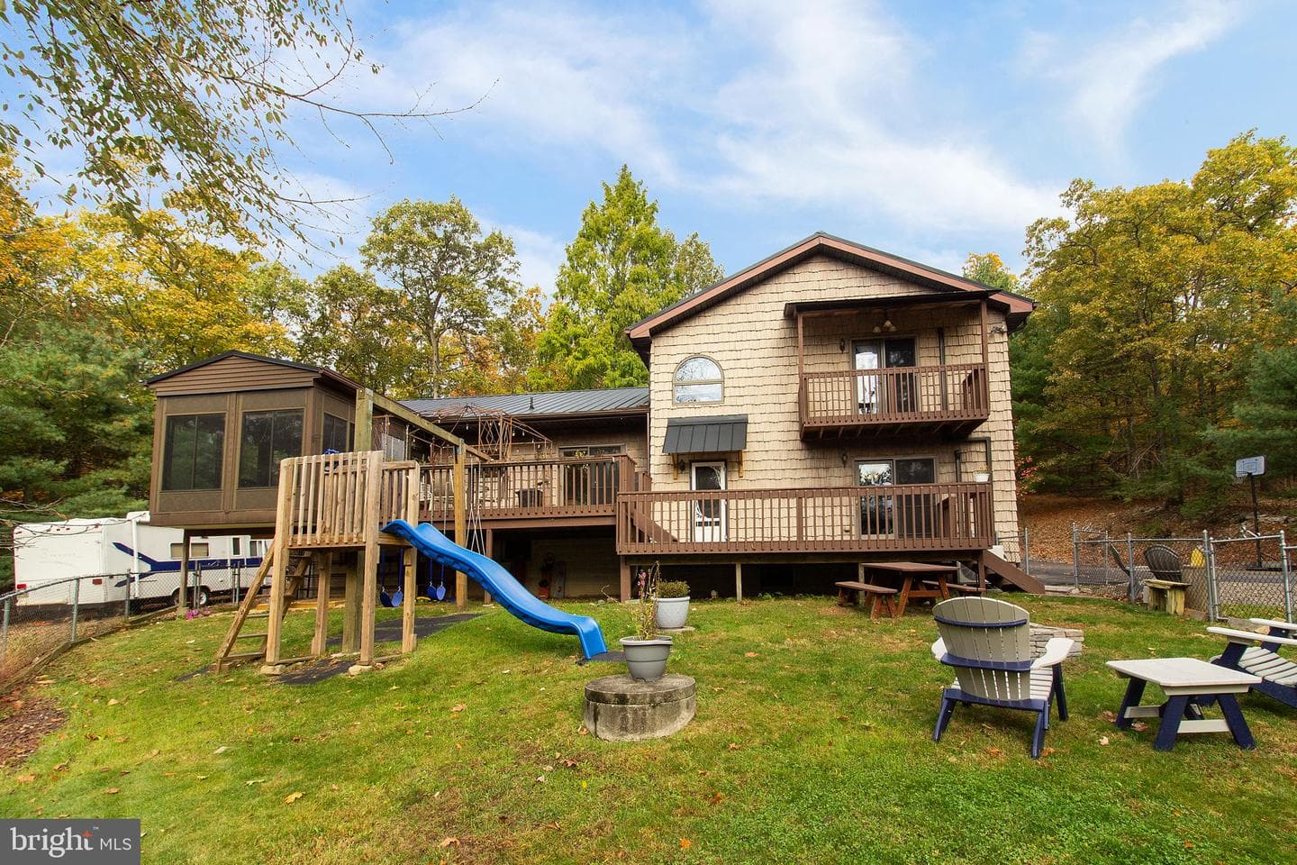56 Bentwood Road photo 55