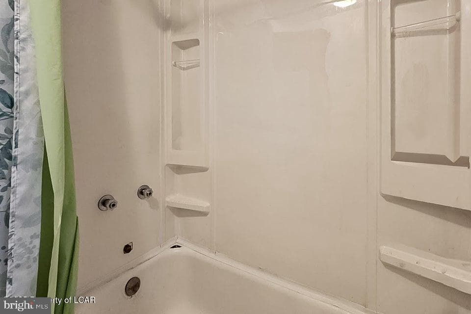 739 Grant Street photo 25