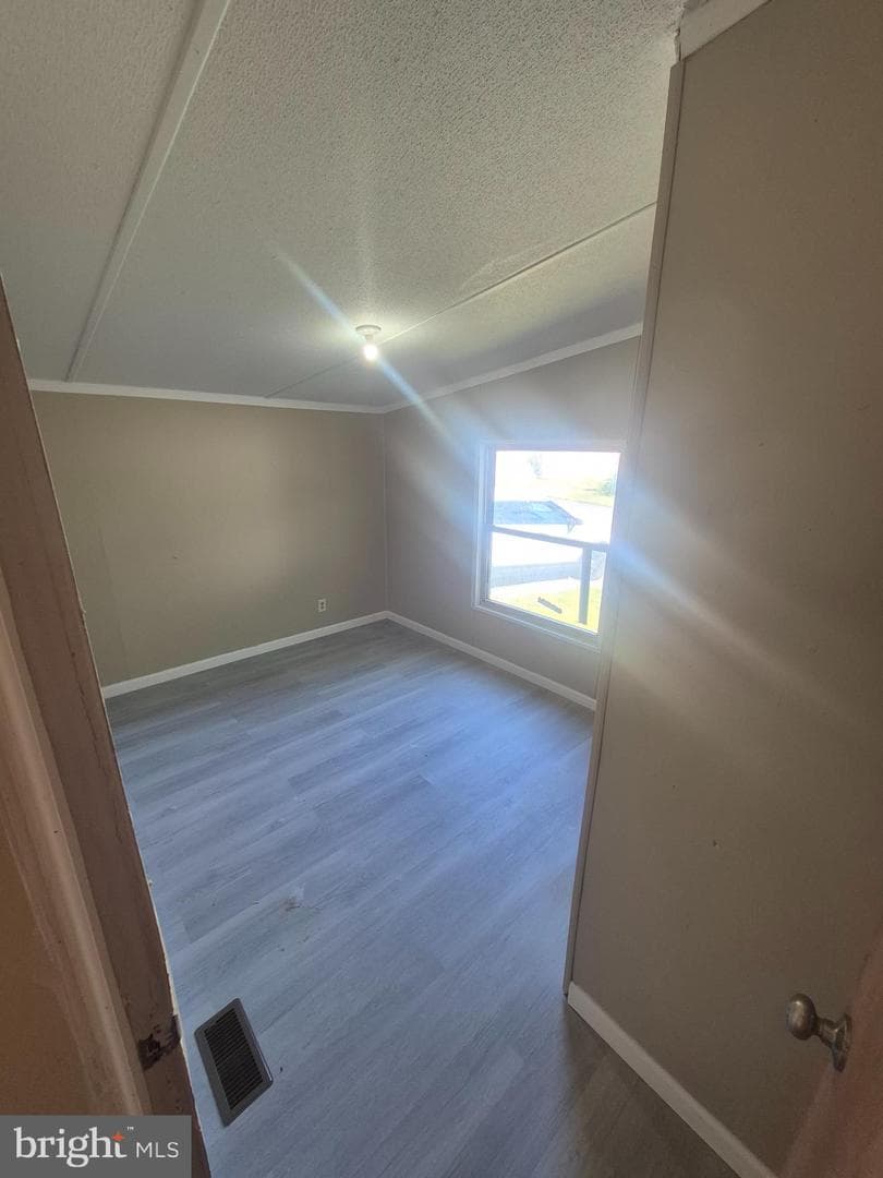 253 Birchwood Estate photo 17