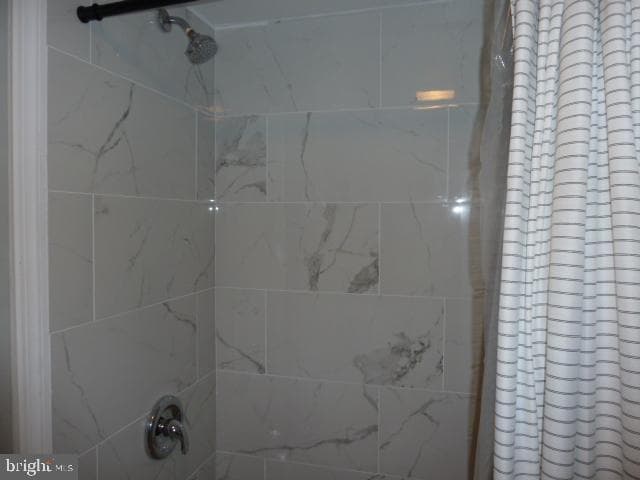 9 Thomas Street photo 13