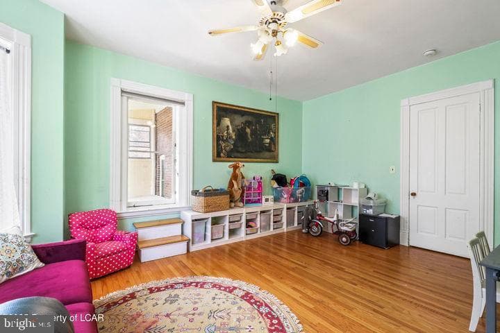 31 Exeter Avenue photo 17