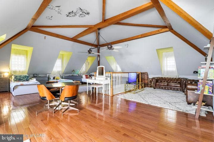 31 Exeter Avenue photo 25