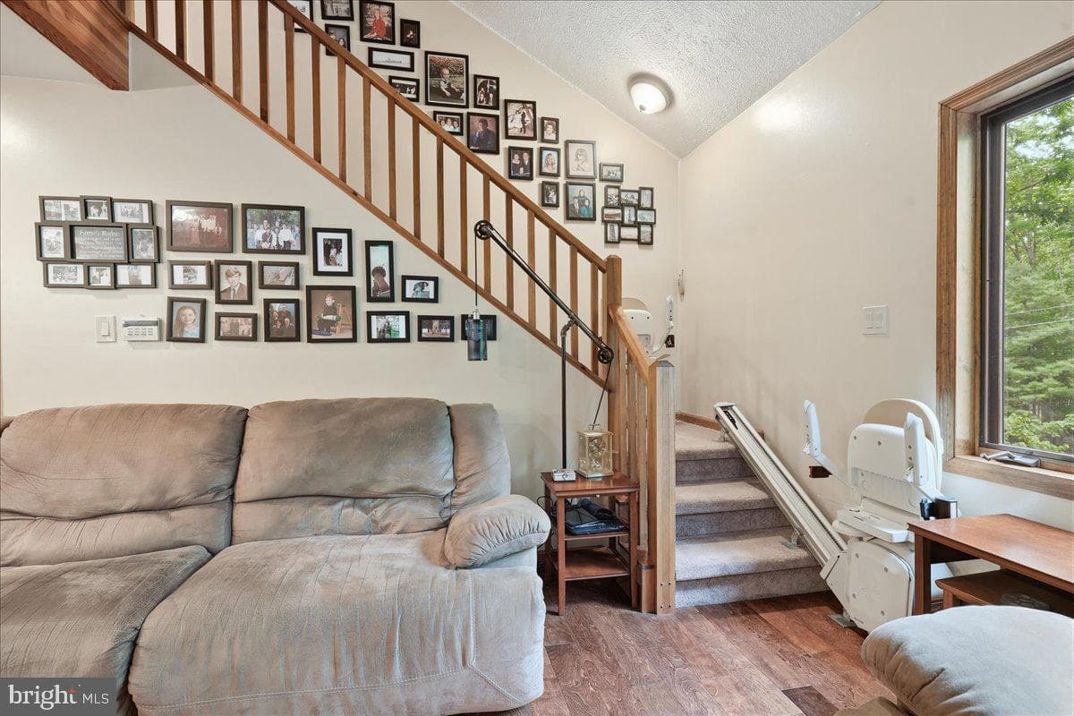 208 Owego Drive photo 42