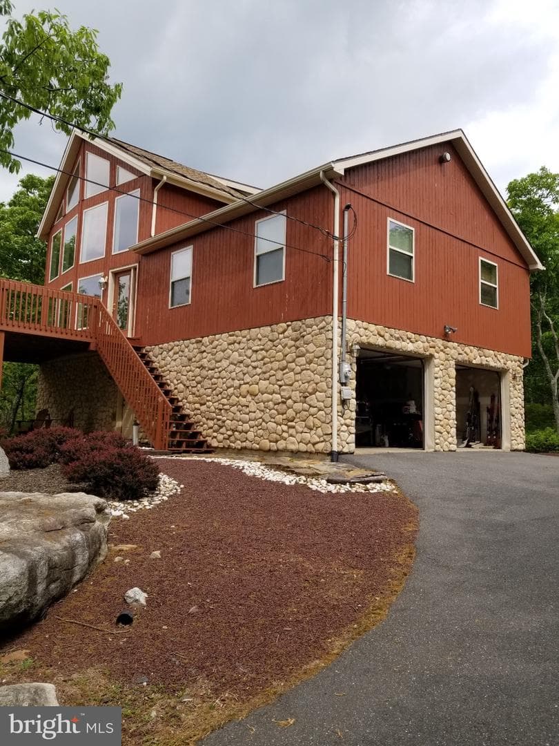 228 Pine Valley Lane photo 4