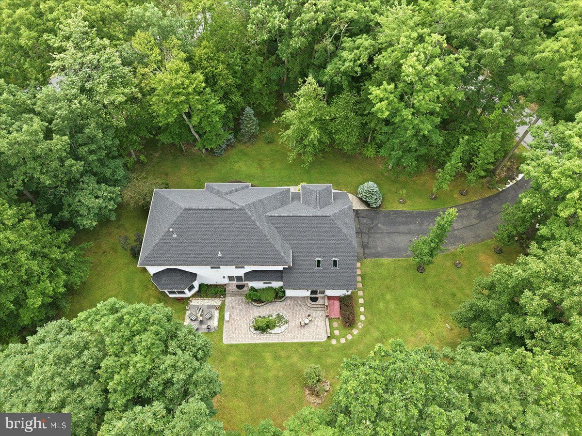 498 Twinbrook Road photo 110