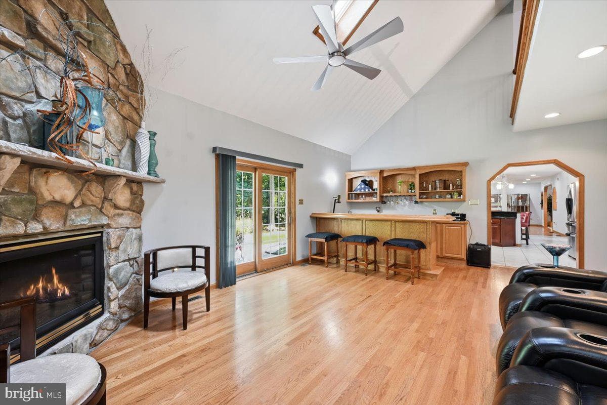 498 Twinbrook Road photo 16