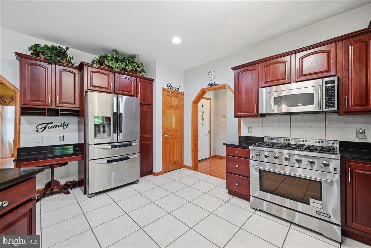 498 Twinbrook Road photo 31