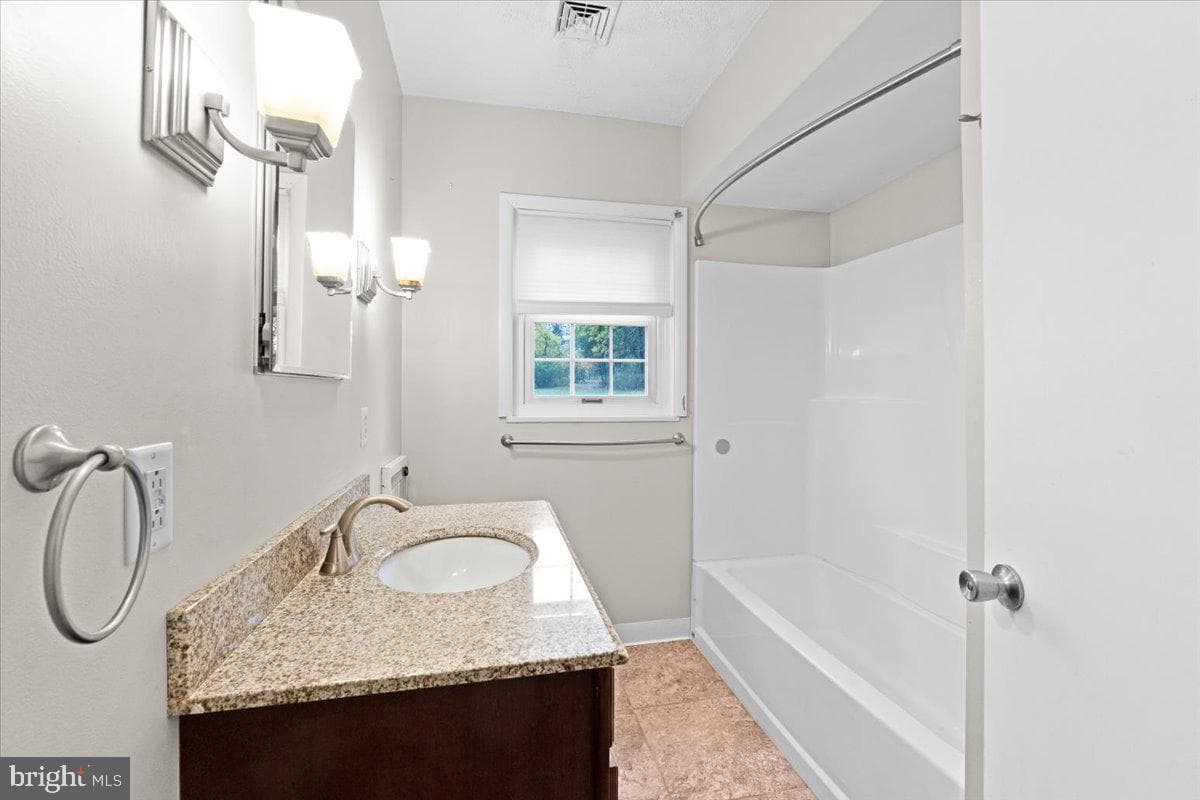 1215 Country Club Road photo 16