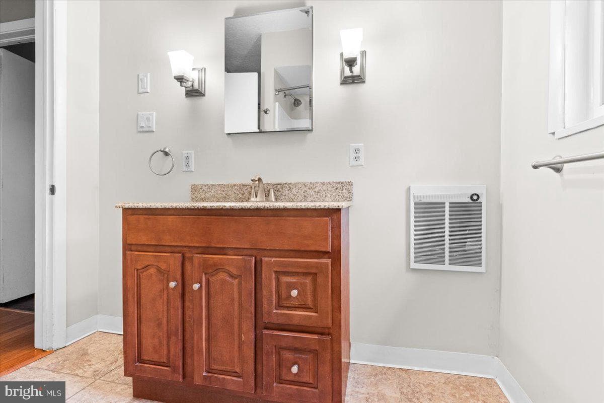 1215 Country Club Road photo 17