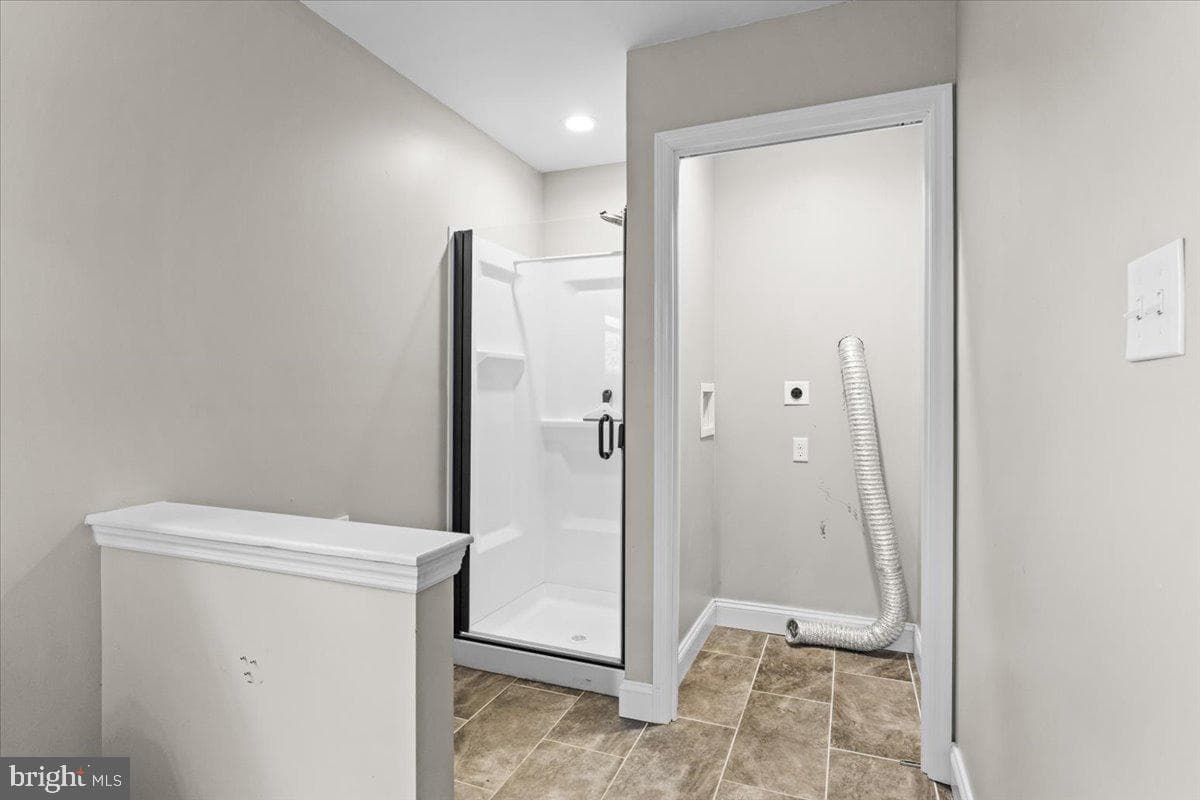 1215 Country Club Road photo 27