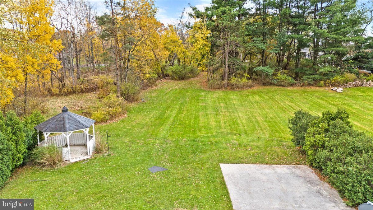 1215 Country Club Road photo 44