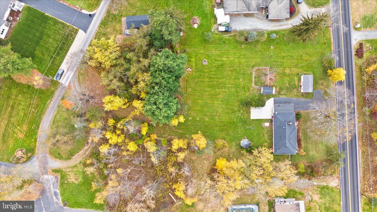 1215 Country Club Road photo 46