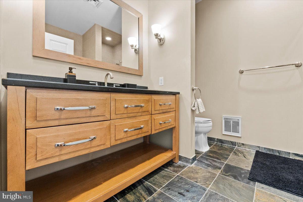 509 Bogart Pl # 202 photo 11
