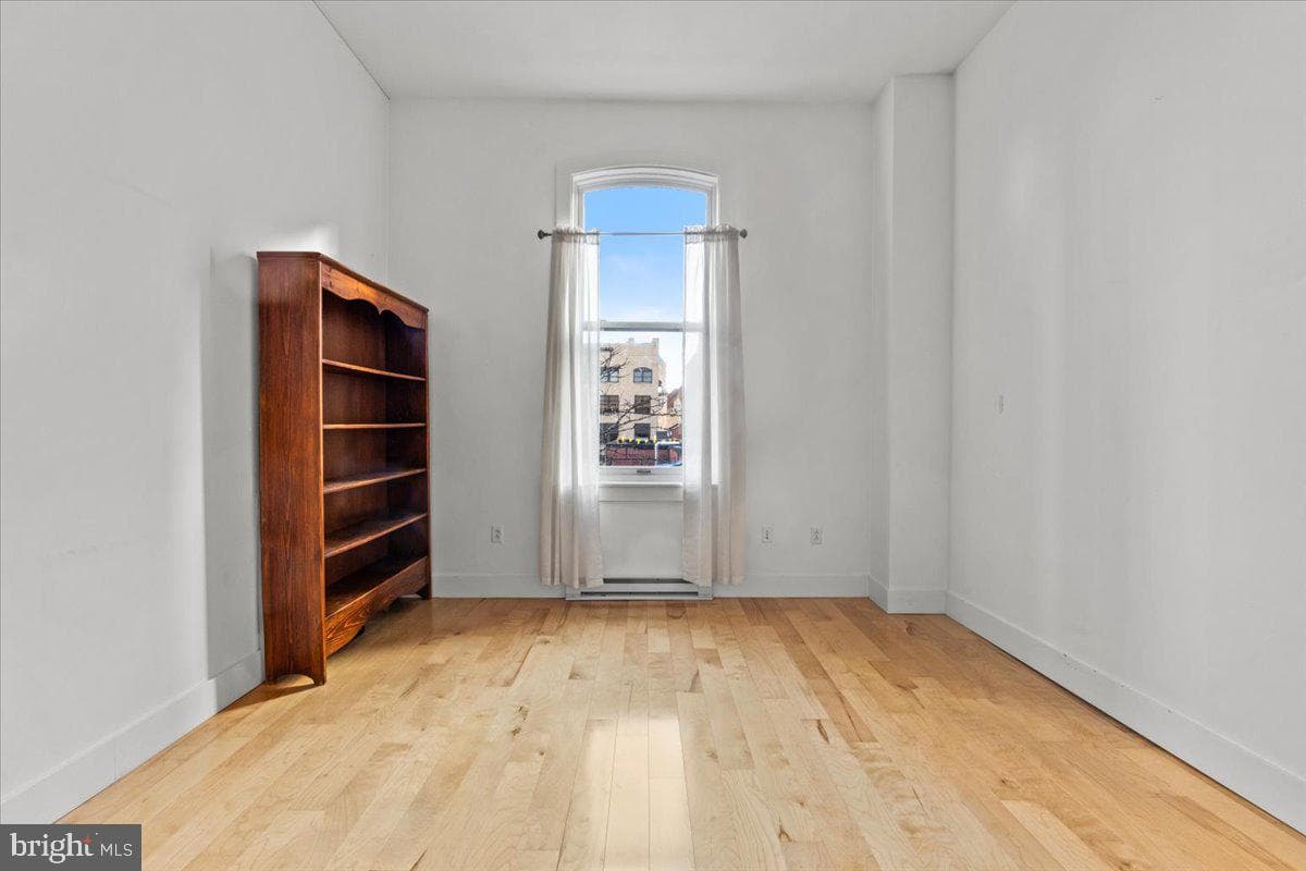 509 Bogart Pl # 202 photo 20