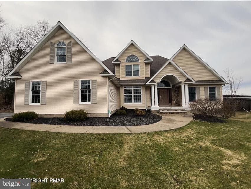 355 Washington Road, Greenfield Township