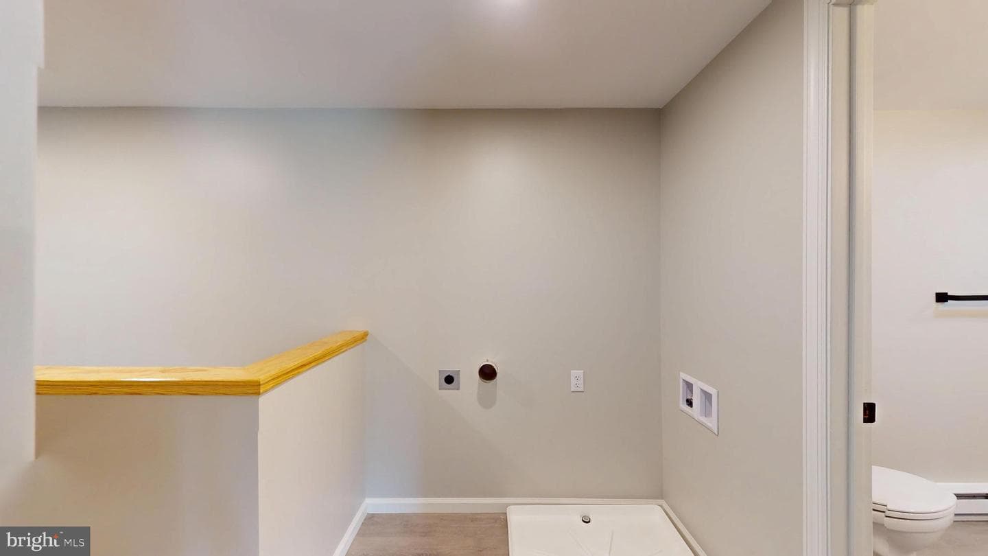328 Hill Street photo 18