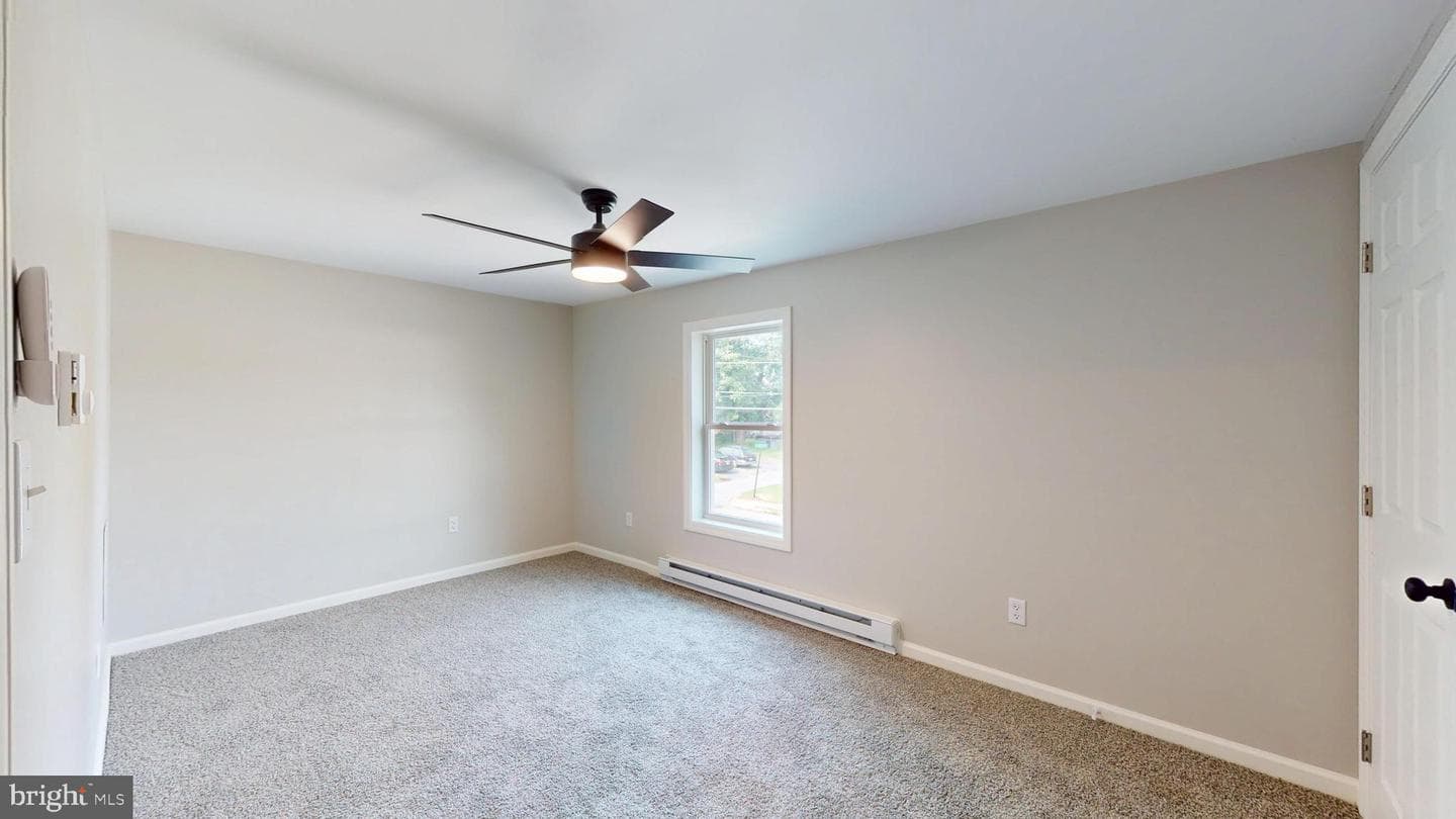 328 Hill Street photo 21
