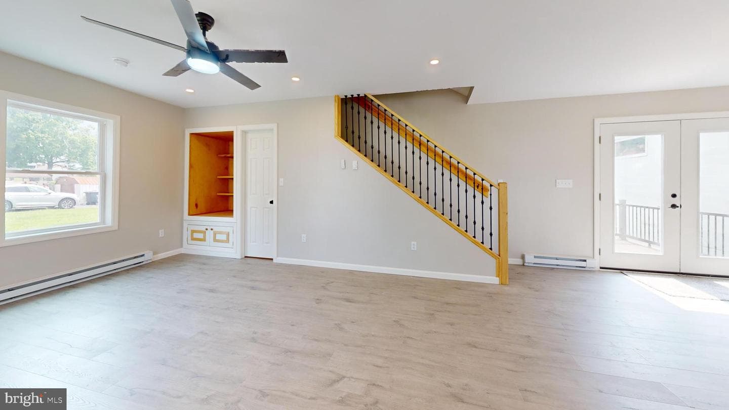 328 Hill Street photo 28