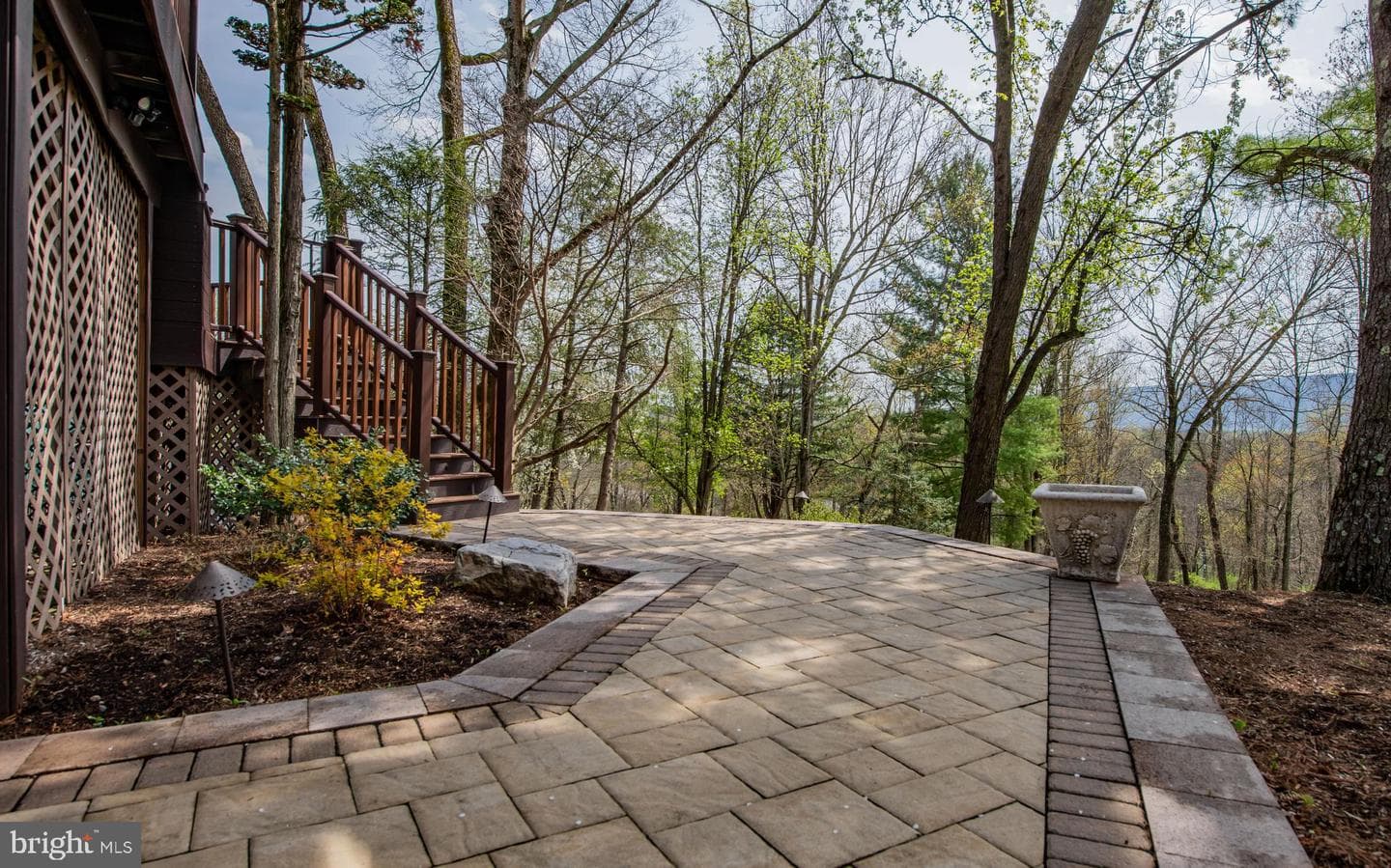 3023 Mountain Crescent photo 63