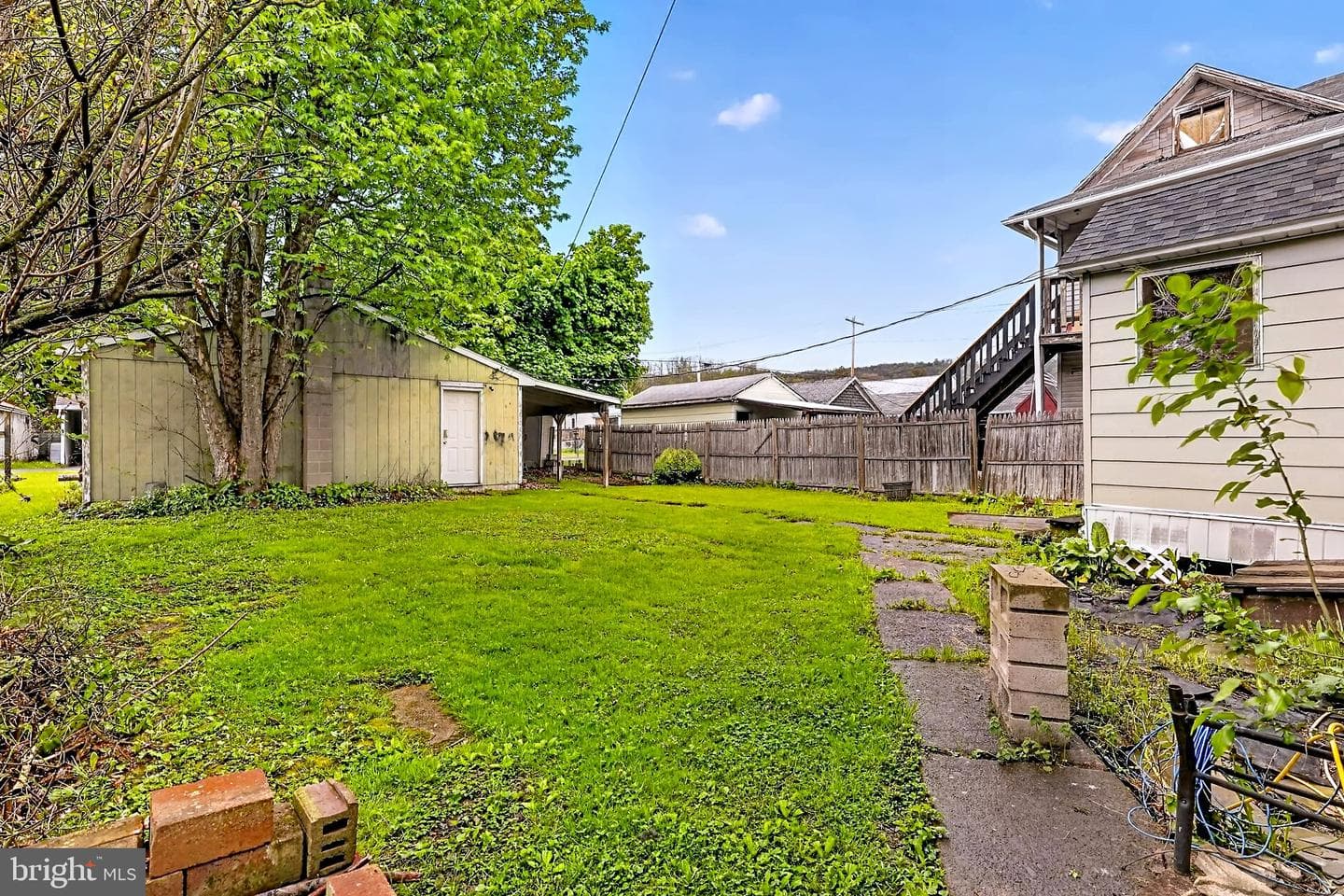 119 Calvert St photo 3