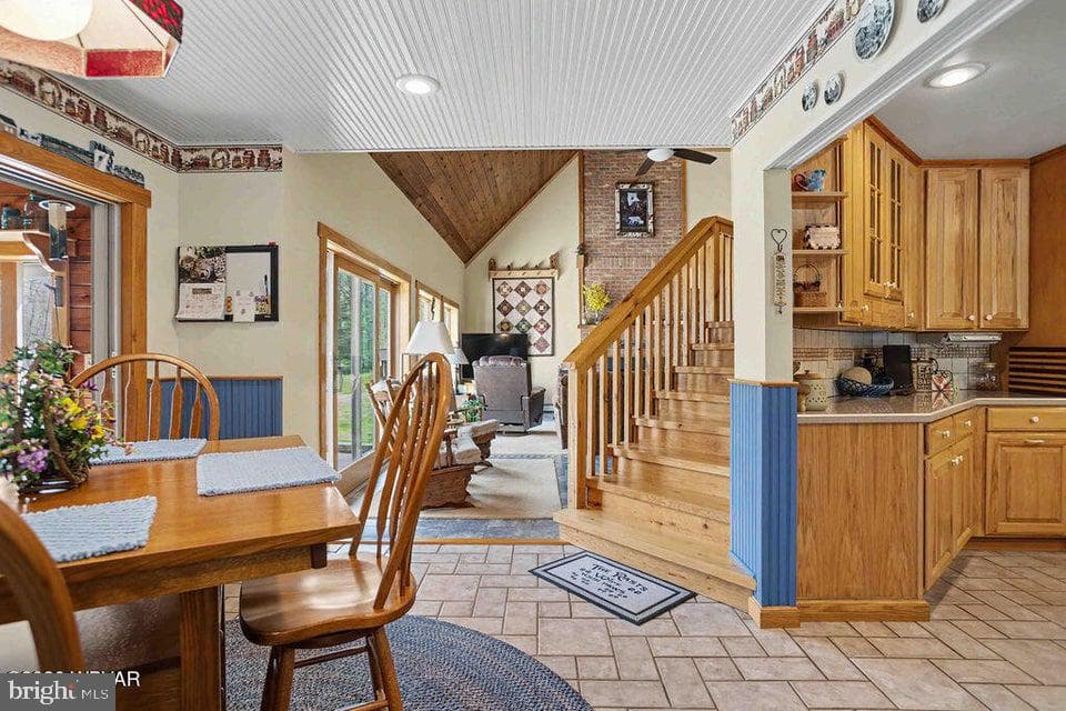 2270 Pine Tree Road photo 30