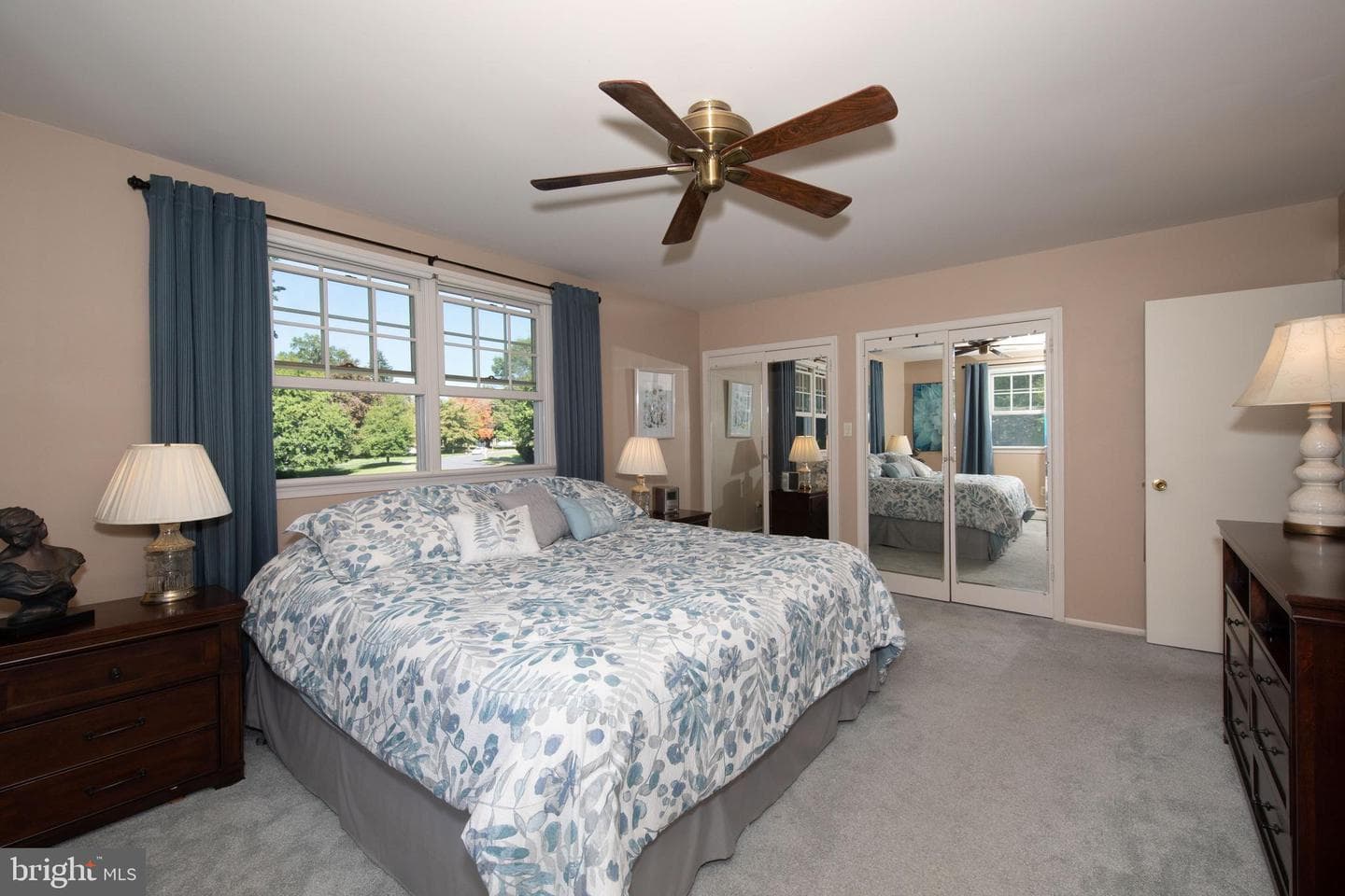 1025 Larch Circle photo 23