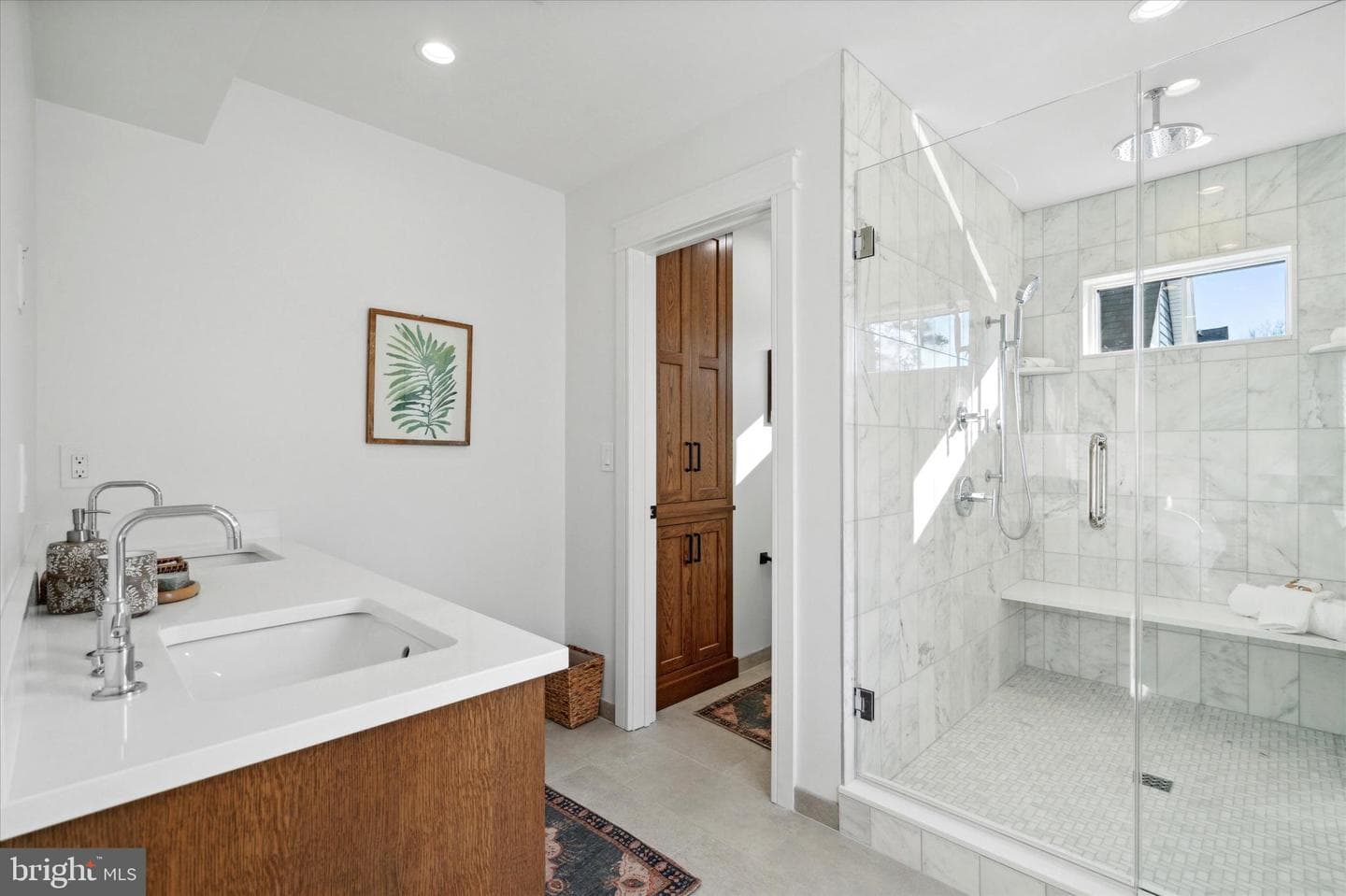 204 Iona Avenue photo 30