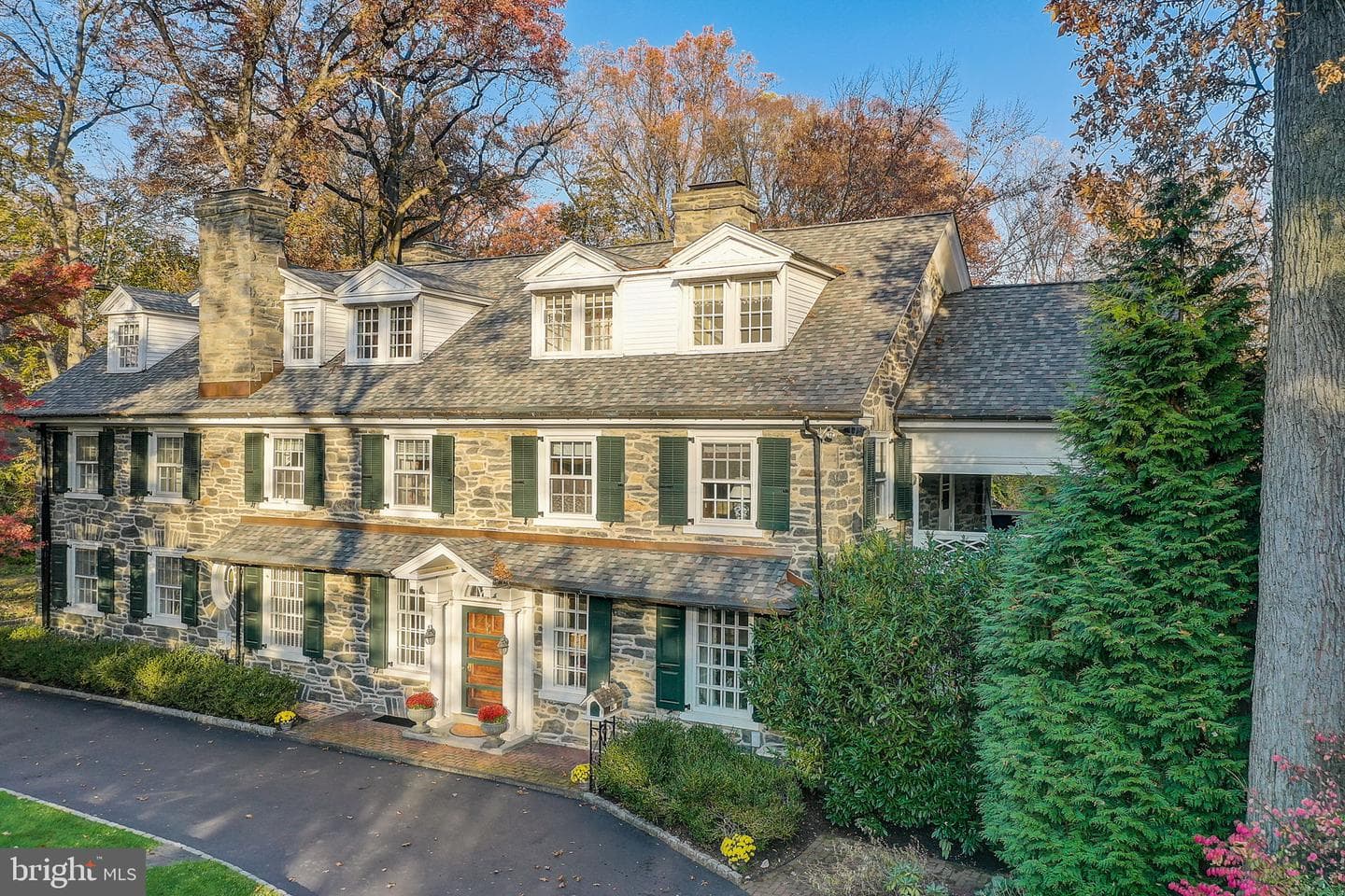 225 Glenn Road photo 2