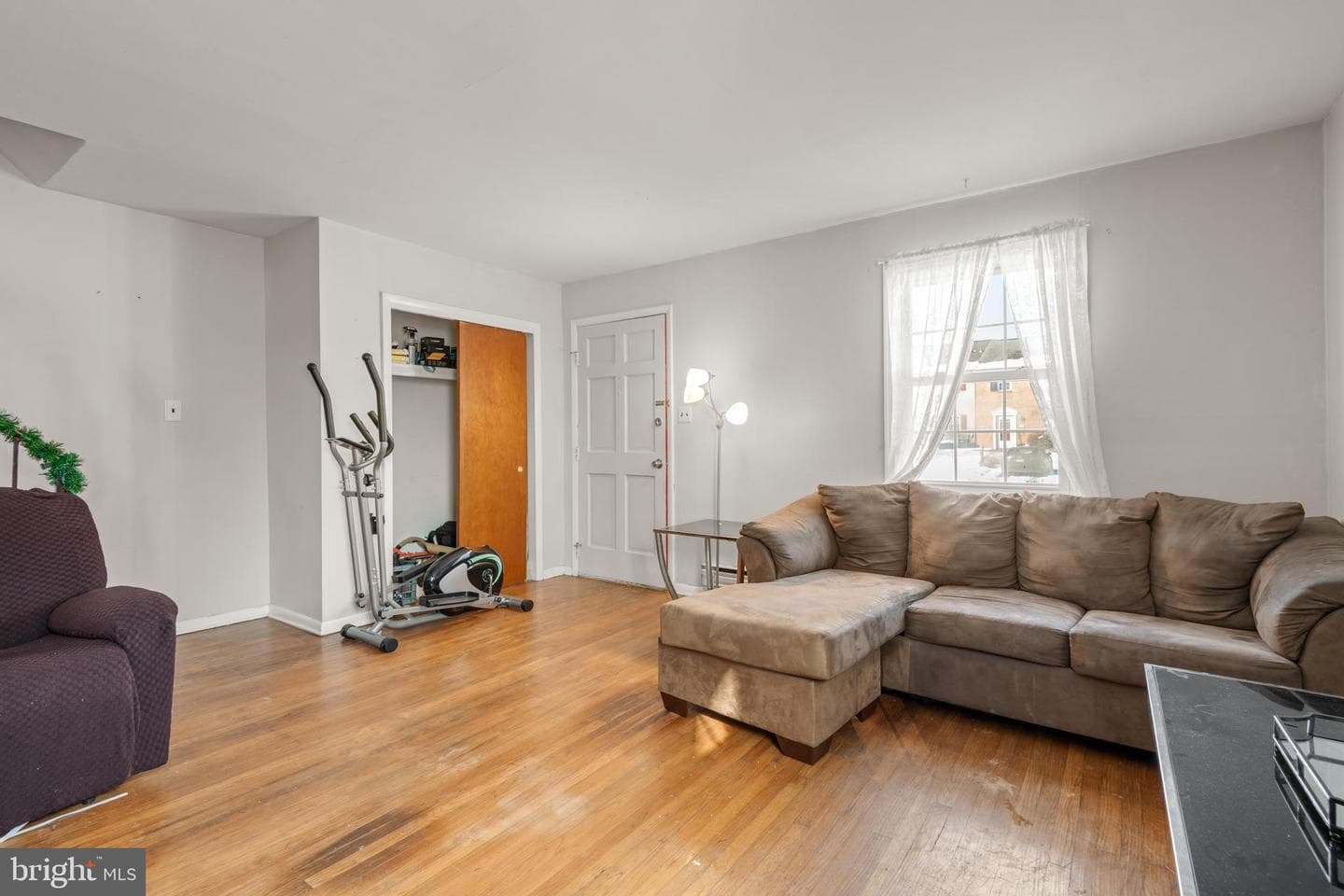 136 Jay Street photo 6