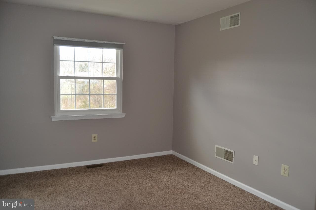 75 Brookside Court photo 18