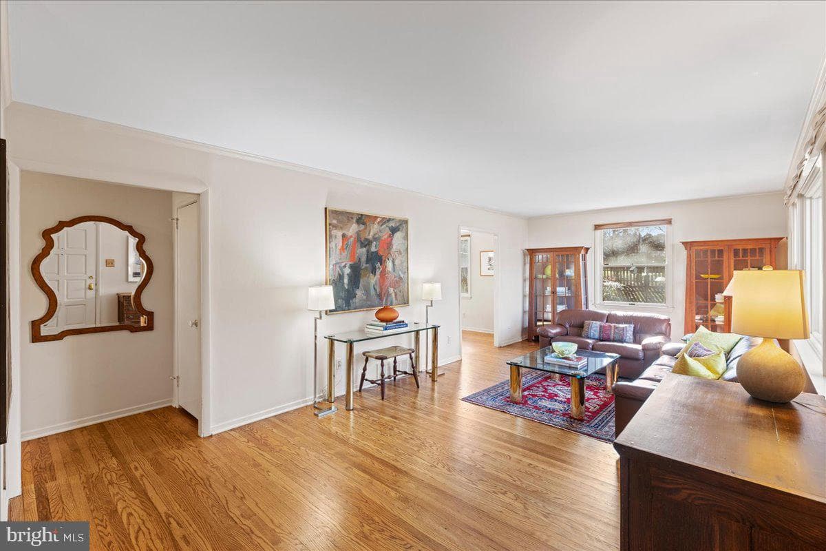 306 Garden Road photo 5