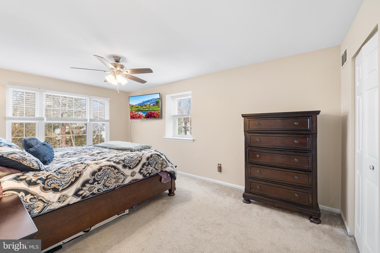 413 Wendover #122-B photo 16