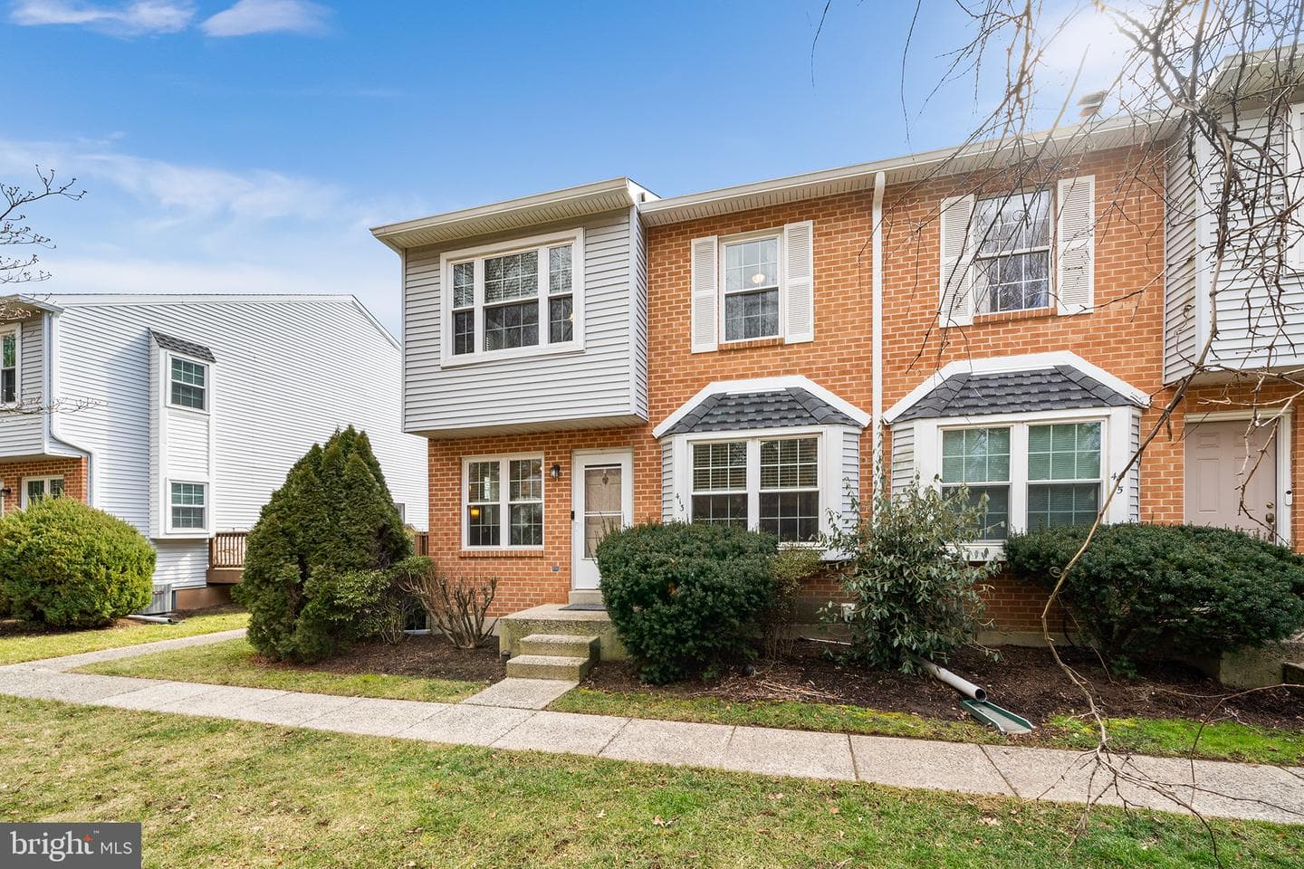 413 Wendover #122-B photo 2