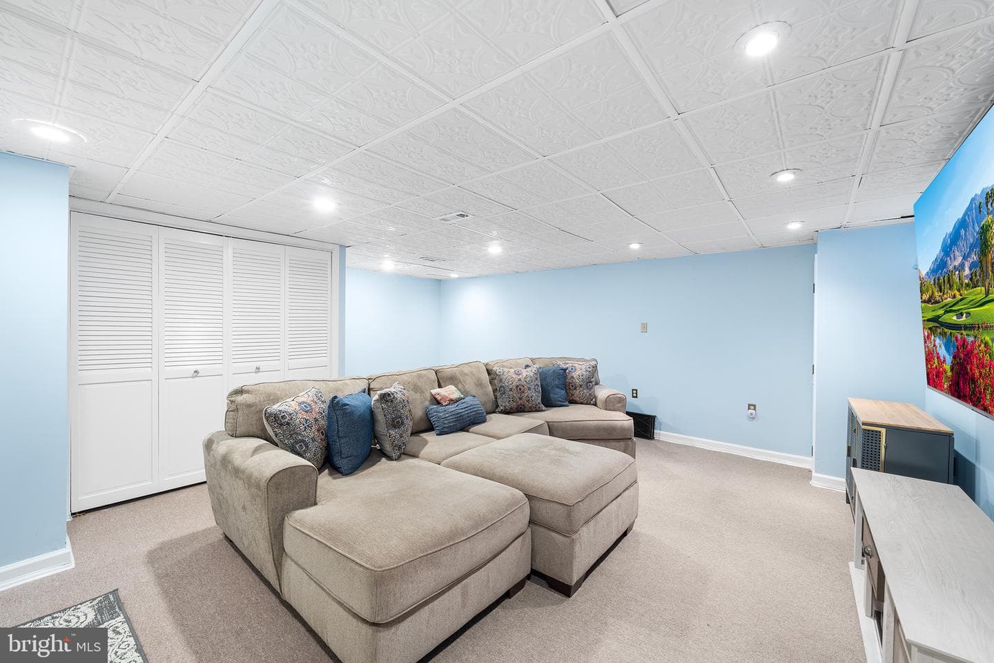 413 Wendover #122-B photo 23
