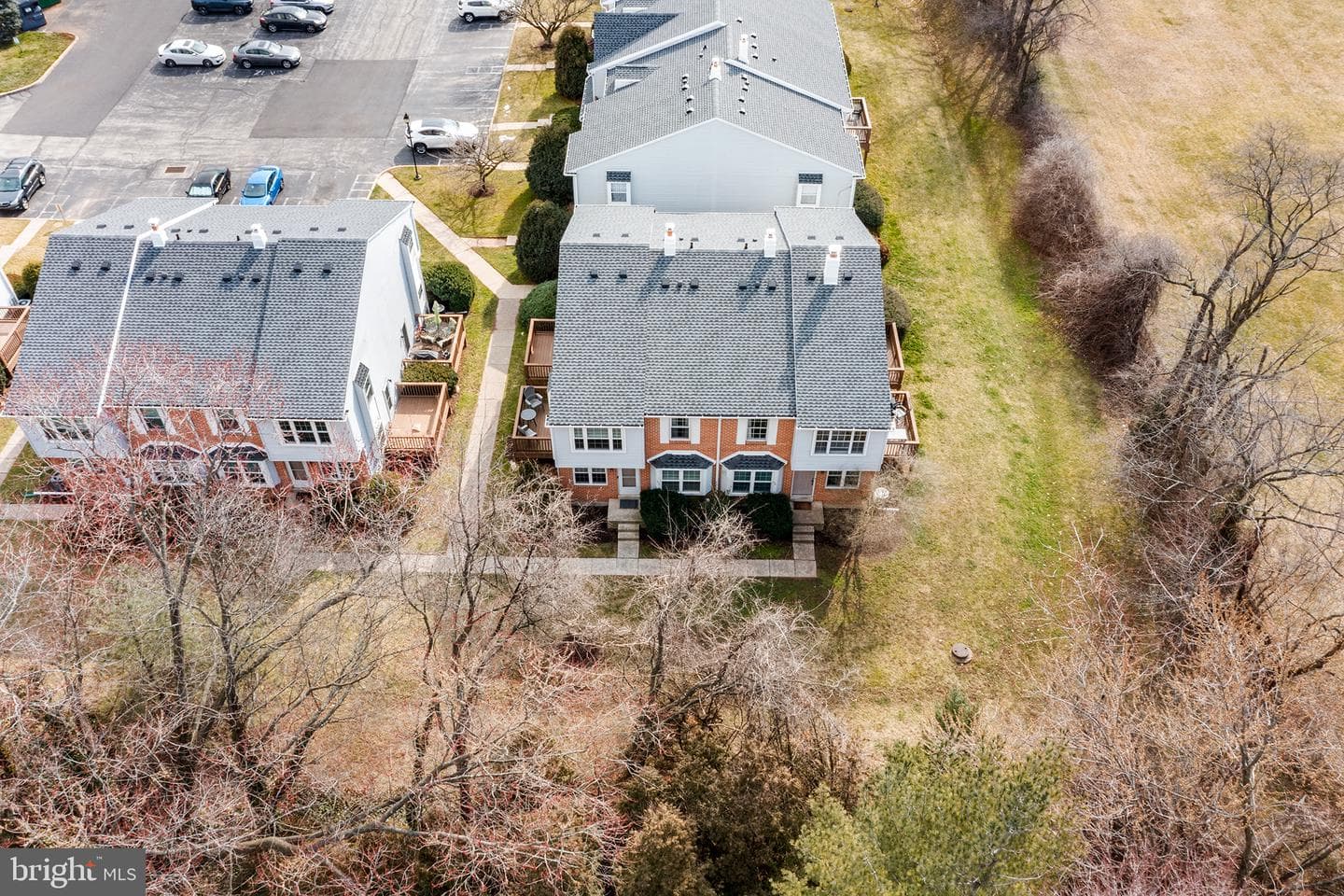 413 Wendover #122-B photo 27