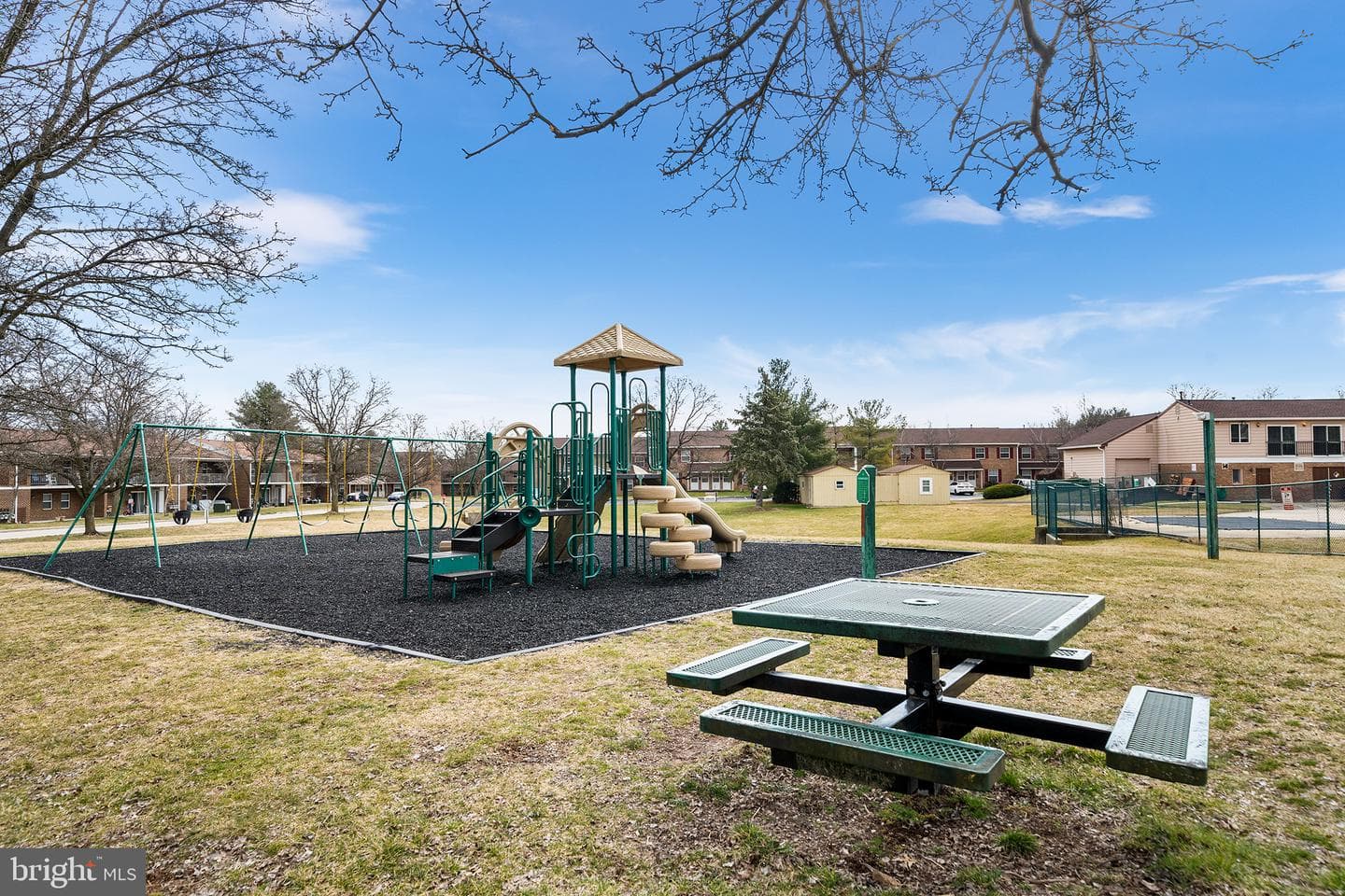 413 Wendover #122-B photo 40