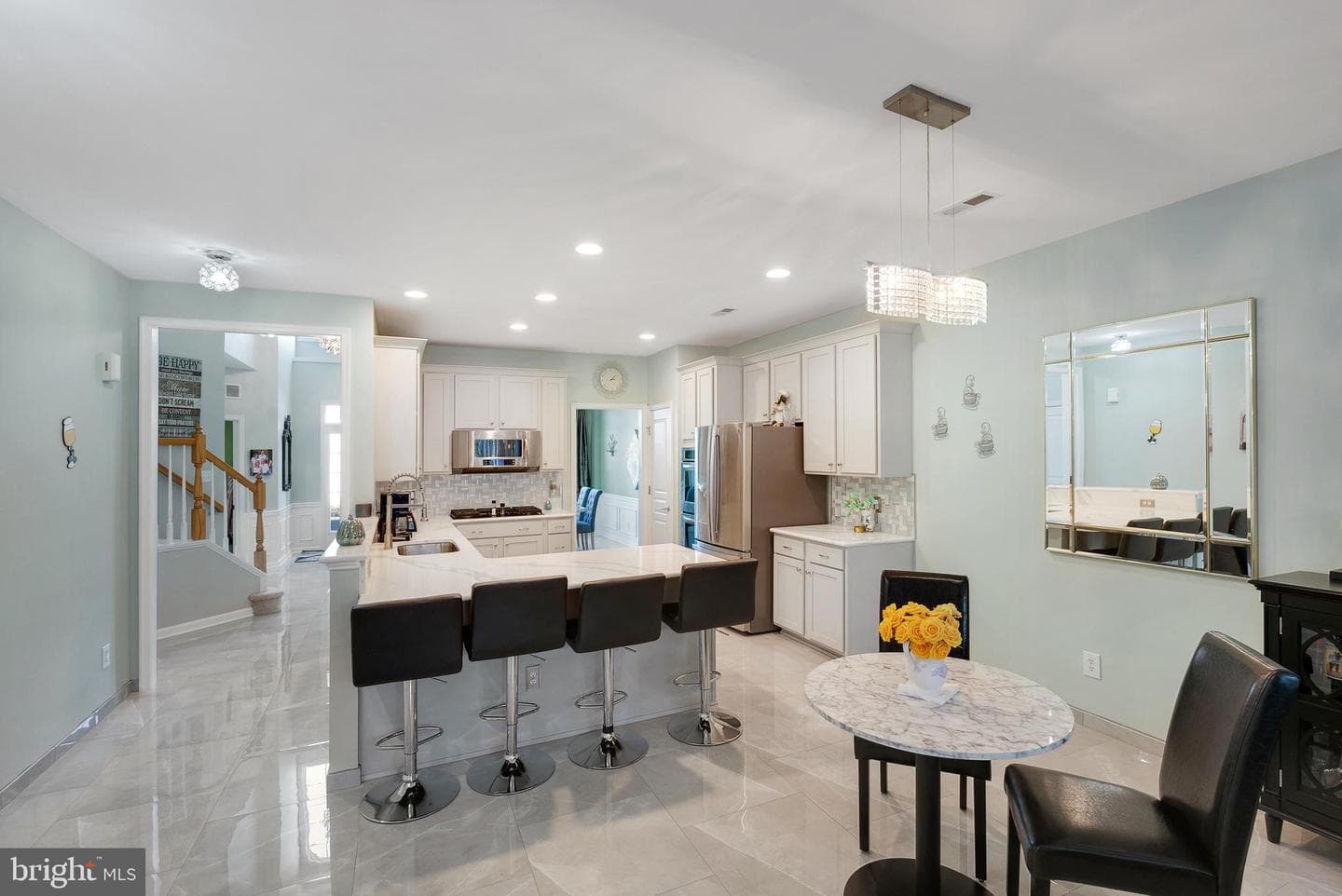 439 Primrose Drive photo 8
